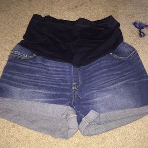 Liz Lang maternity shorts